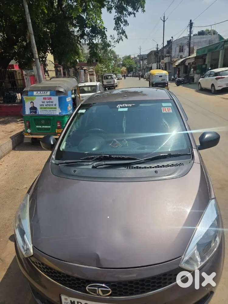 Tata Tiago 2018 Petrol 68000 Km Driven