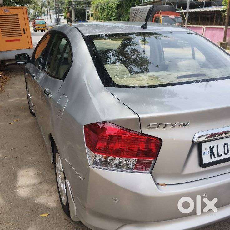 Honda City 1.5 E Mt, 2010, Petrol
