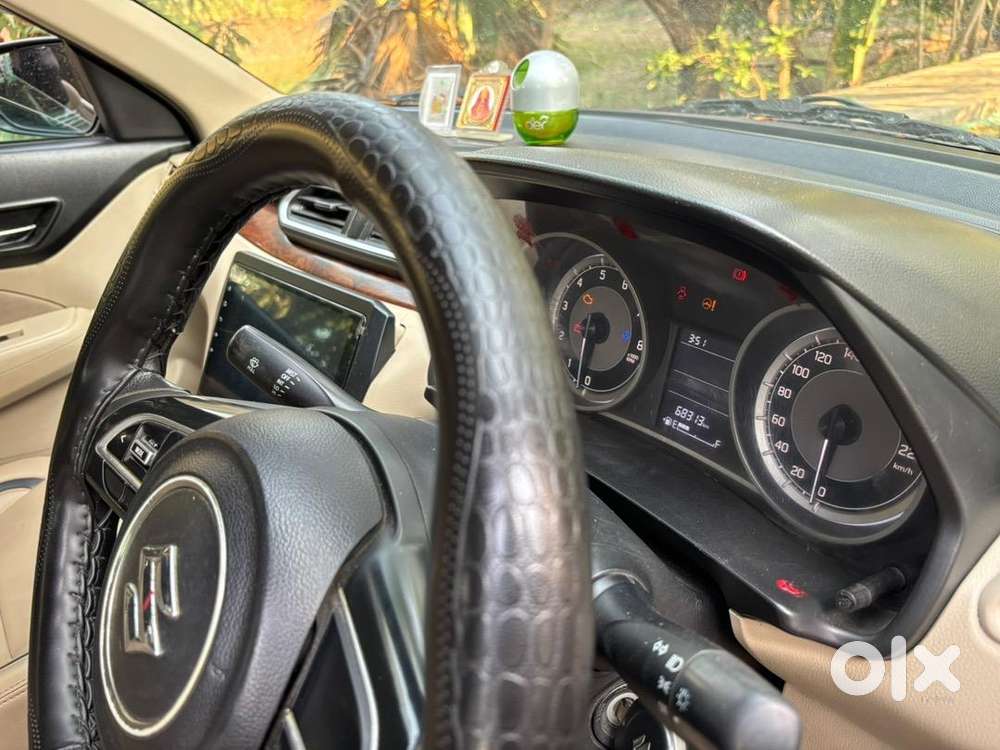 Maruti Suzuki Dzire 2018 Petrol 68000 Km Driven