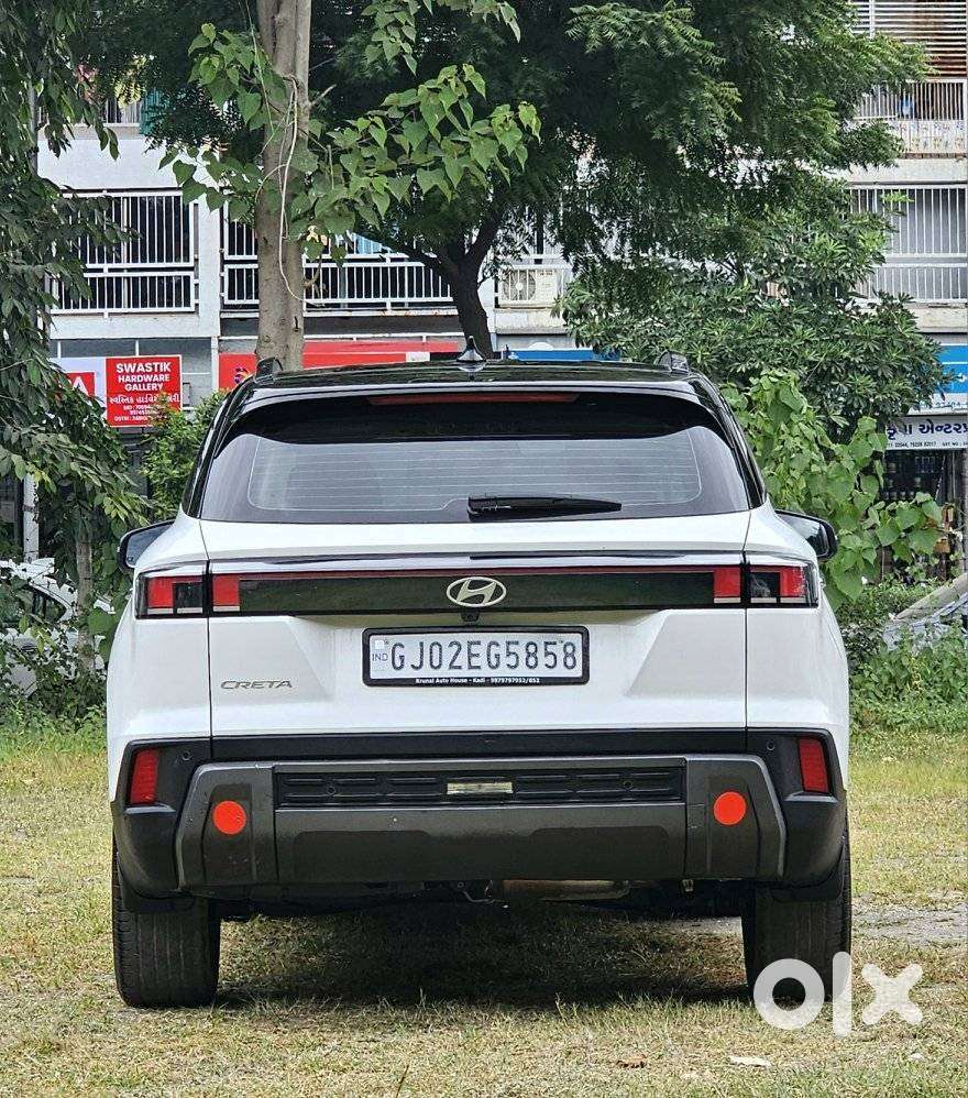 Hyundai Creta Sx (o) 1.5 Diesel Automatic Knight Dual Tone, 2024, Di..