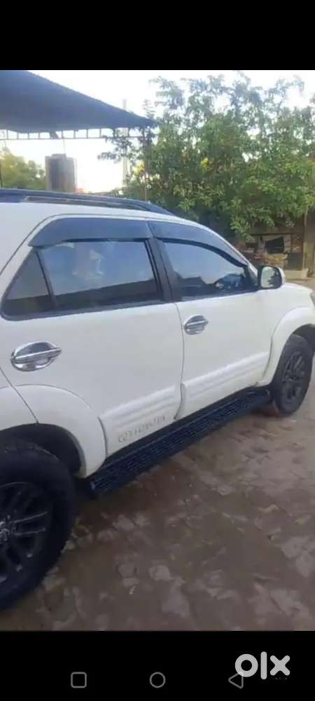 Toyota Fortuner 2016