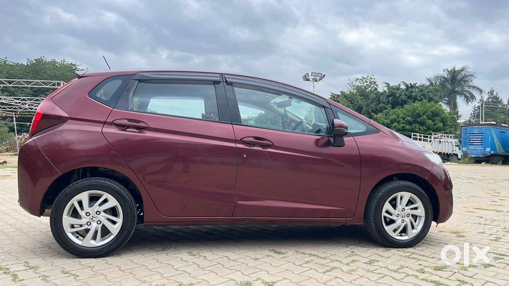 Honda Jazz 2016 Petrol Well Maintained