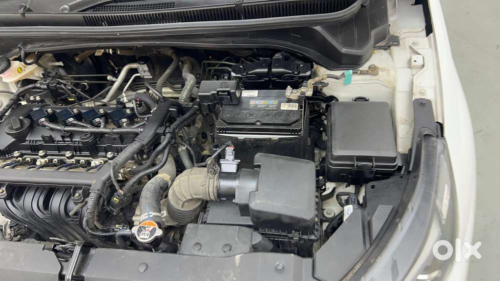 Hyundai I20 Asta (o) 1.2 Ivt, 2023, Petrol