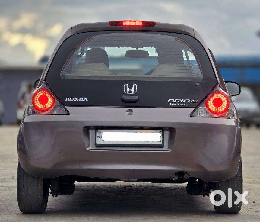 Honda Brio V Mt, 2013, Petrol
