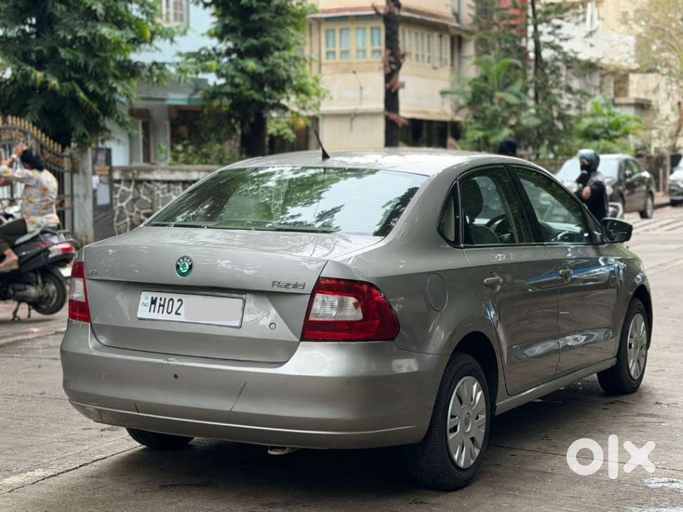 Skoda Rapid Ambition 1.6 Mpfi Manual, 2012, Petrol