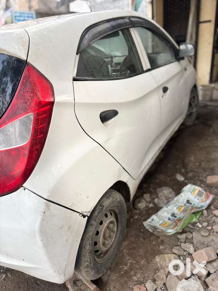 Hyundai Eon 2012 Cng & Hybrids Well Maintained