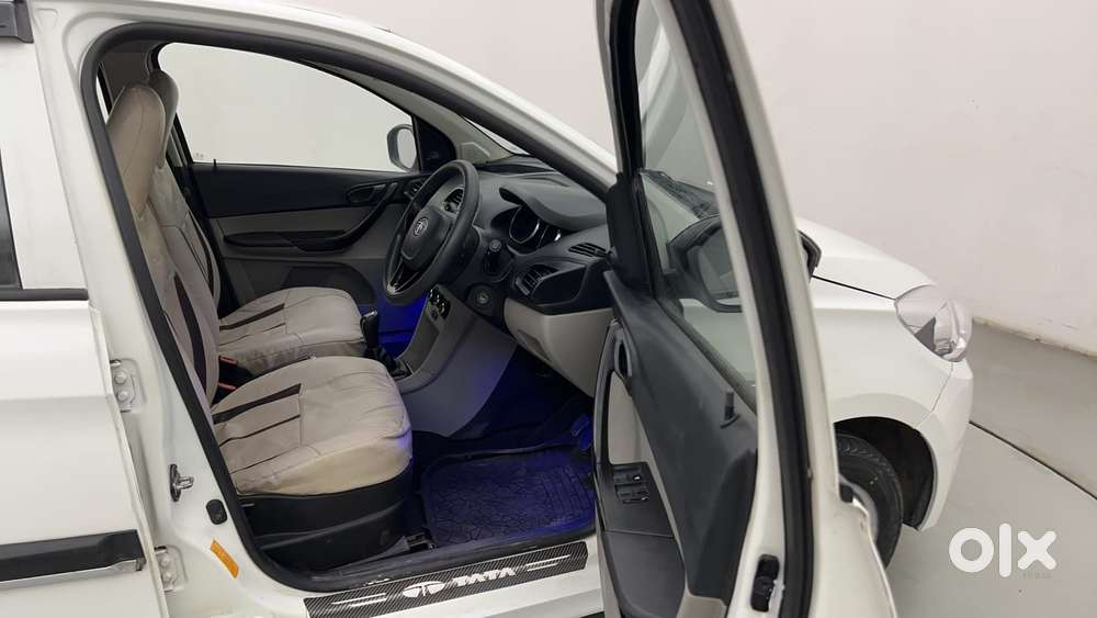 Tata Tiago 1.2 Revotron Xm, 2019, Petrol