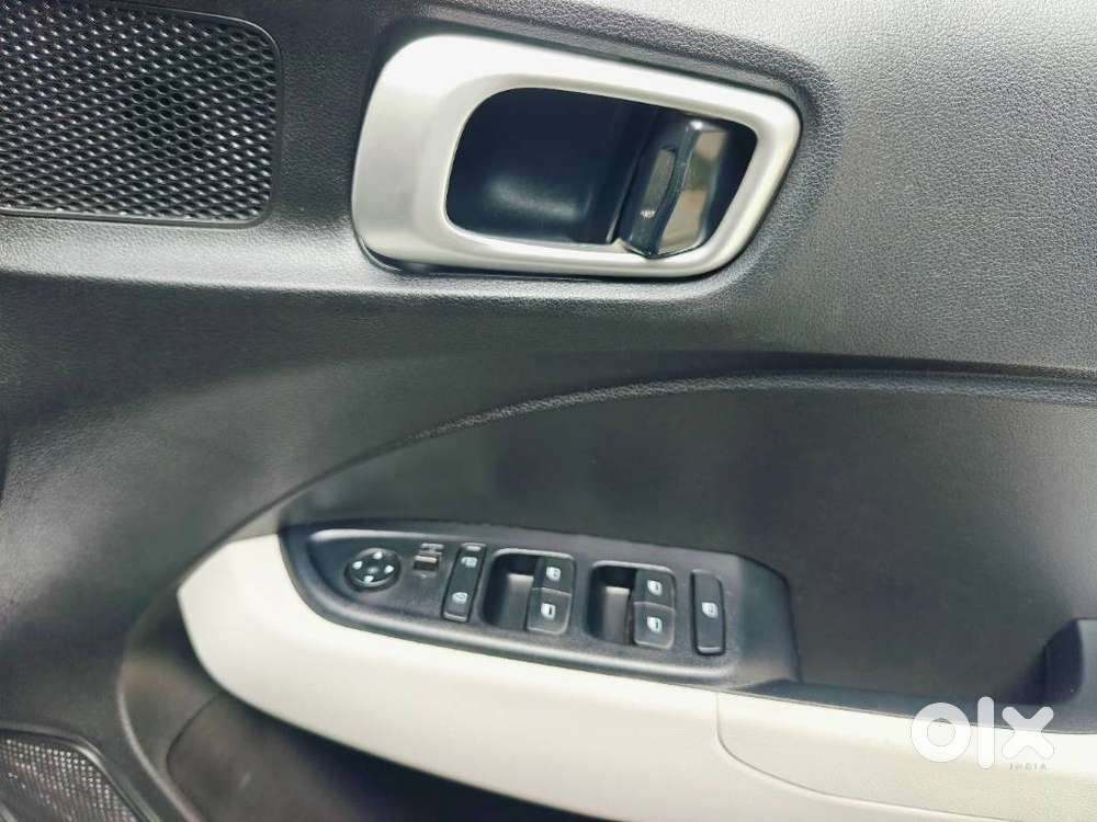 Hyundai Venue S Plus Mt 1.2 Kappa, 2024, Petrol