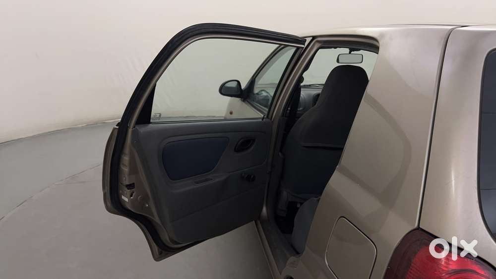 Maruti Suzuki Alto K10 2010-2014 Vxi, 2012, Petrol