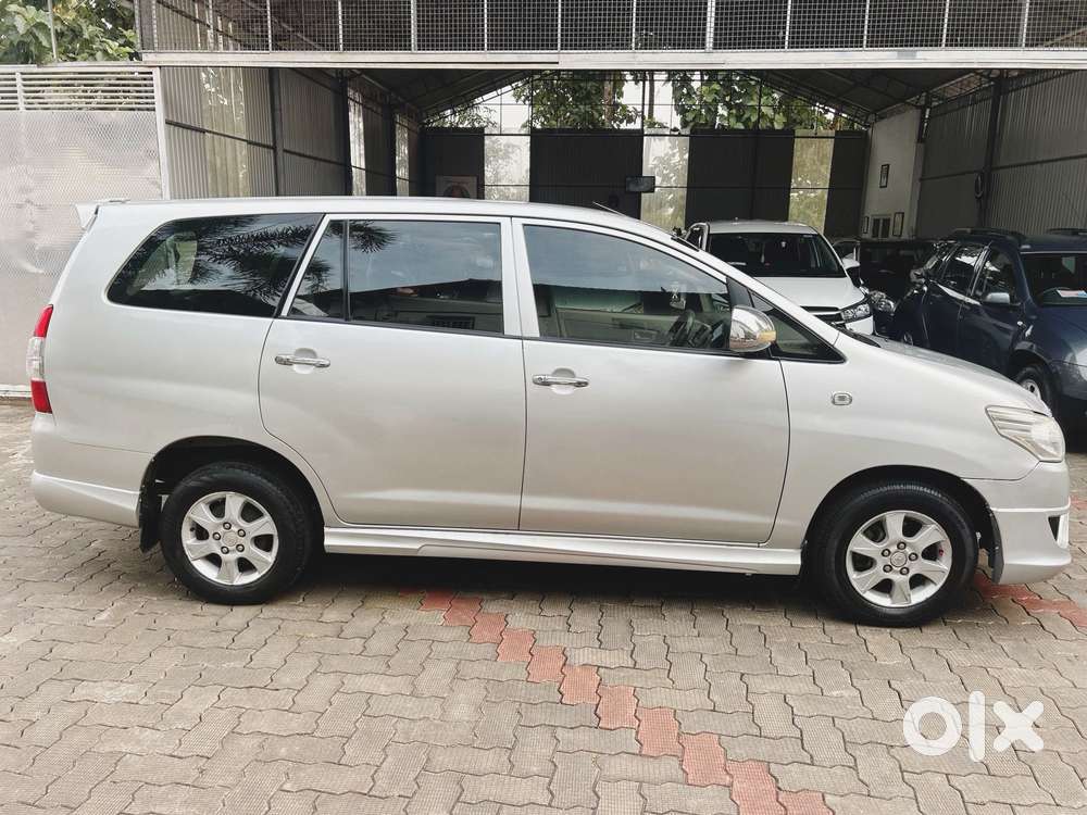 Toyota Innova Aero Gx Diesel 8 Seater, 2012, Diesel