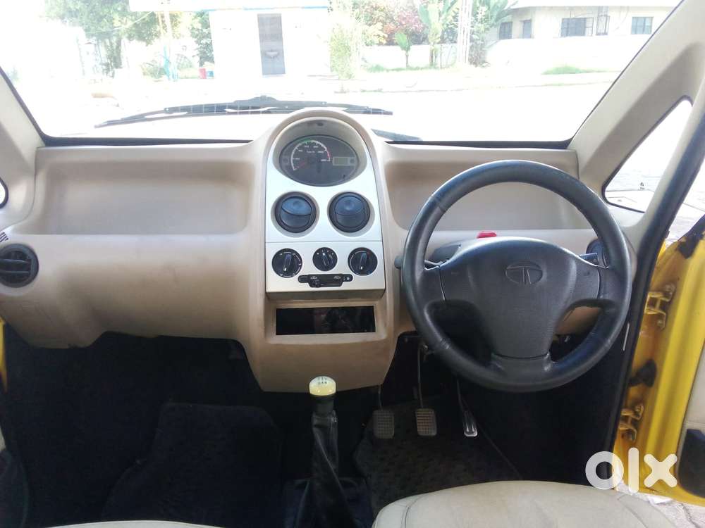 Tata Nexon, 2012, Petrol