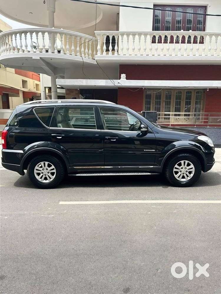 Mahindra Rexton, 2014, Diesel