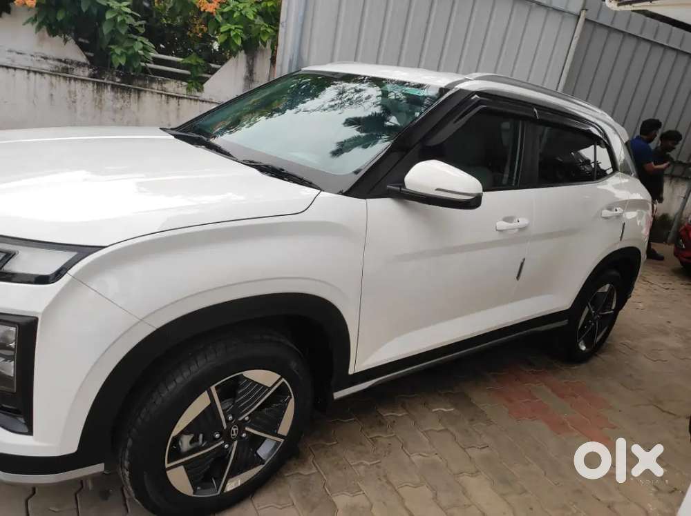 Hyundai Creta Ev 2025 Electric 17000 Km Driven Accessories 130000