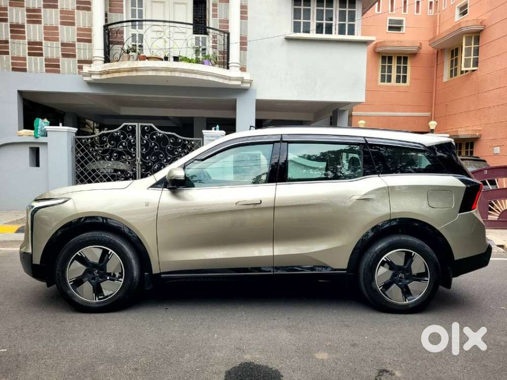 Mahindra Xev 9s Pack One Above, 2026, Electric