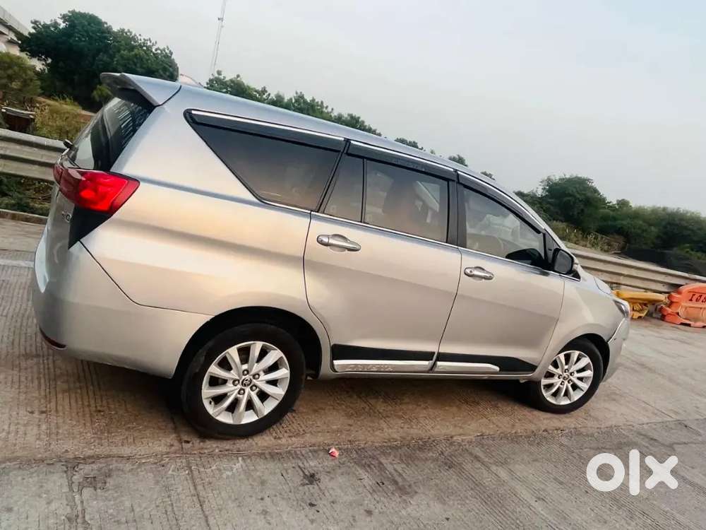 Toyota Innova Crysta 2018 Diesel Manual