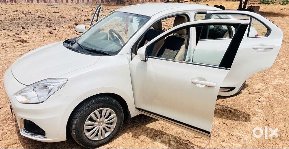 Maruti Suzuki Dzire 2022 Petrol 25500 Km Driven