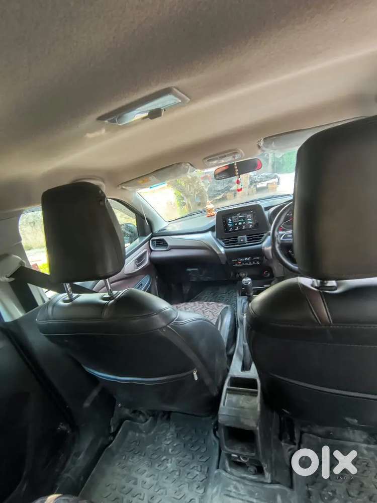 Maruti Suzuki Fronx 2025 Petrol 27500 Km Driven