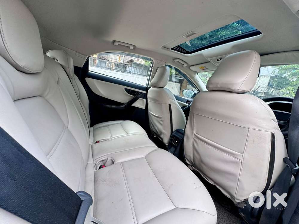 Tata Nexon Pure 1.2 S Revotron Petrol 6 Mt, 2024, Petrol