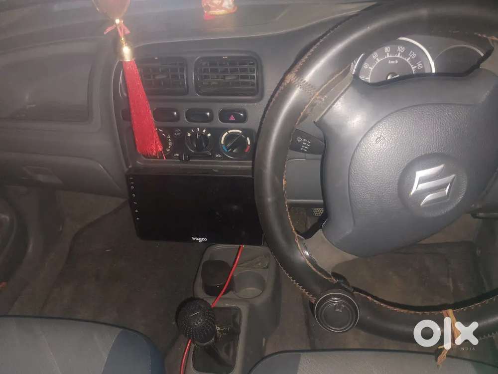 गाड़ी चलने मे अच्छी है अलोय वहिल है Km 107000 चली हुई है हिसार नाम है
