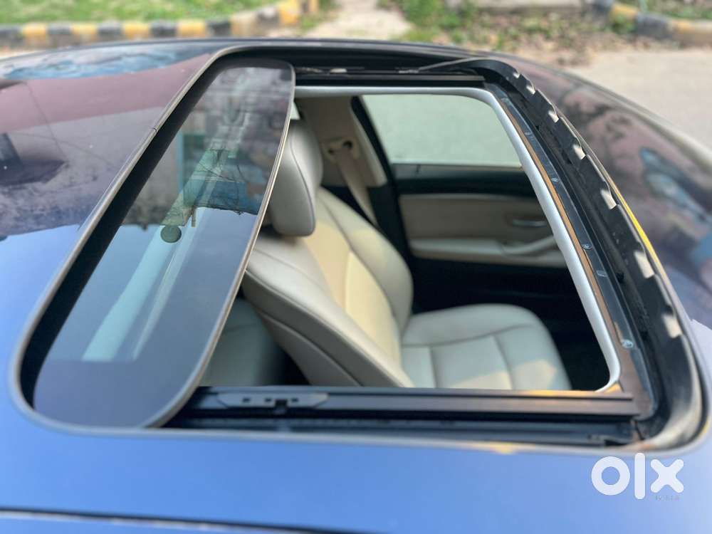 Bmw 5 Series 523i Sedan, 2011, Petrol