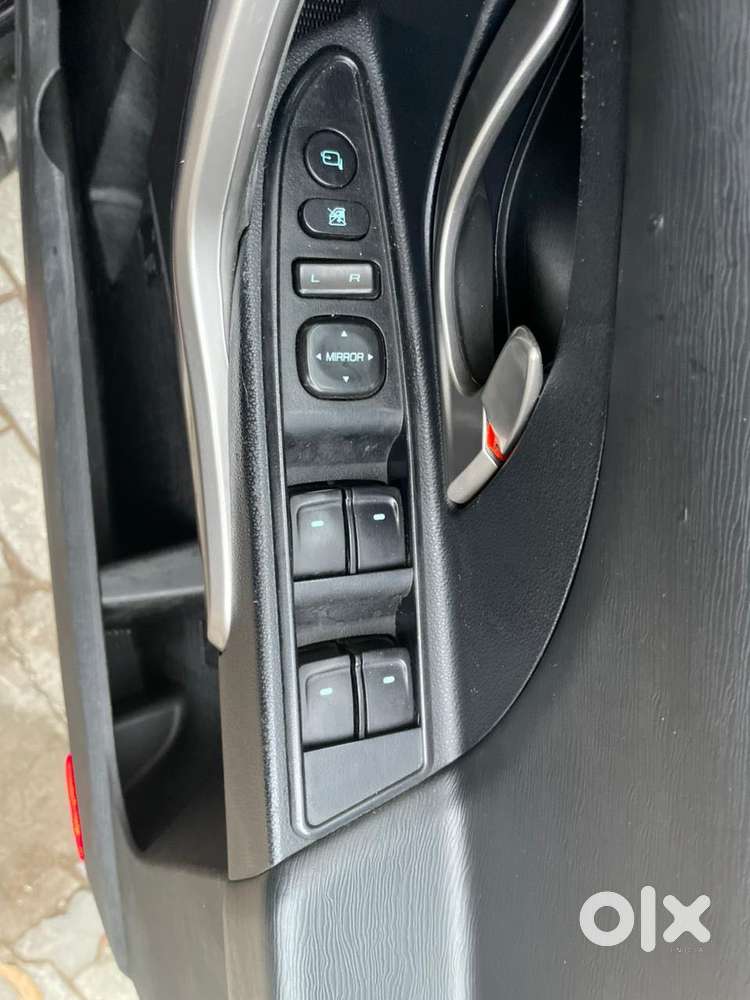 Mahindra Xuv500 W9 1.99, 2018, Diesel