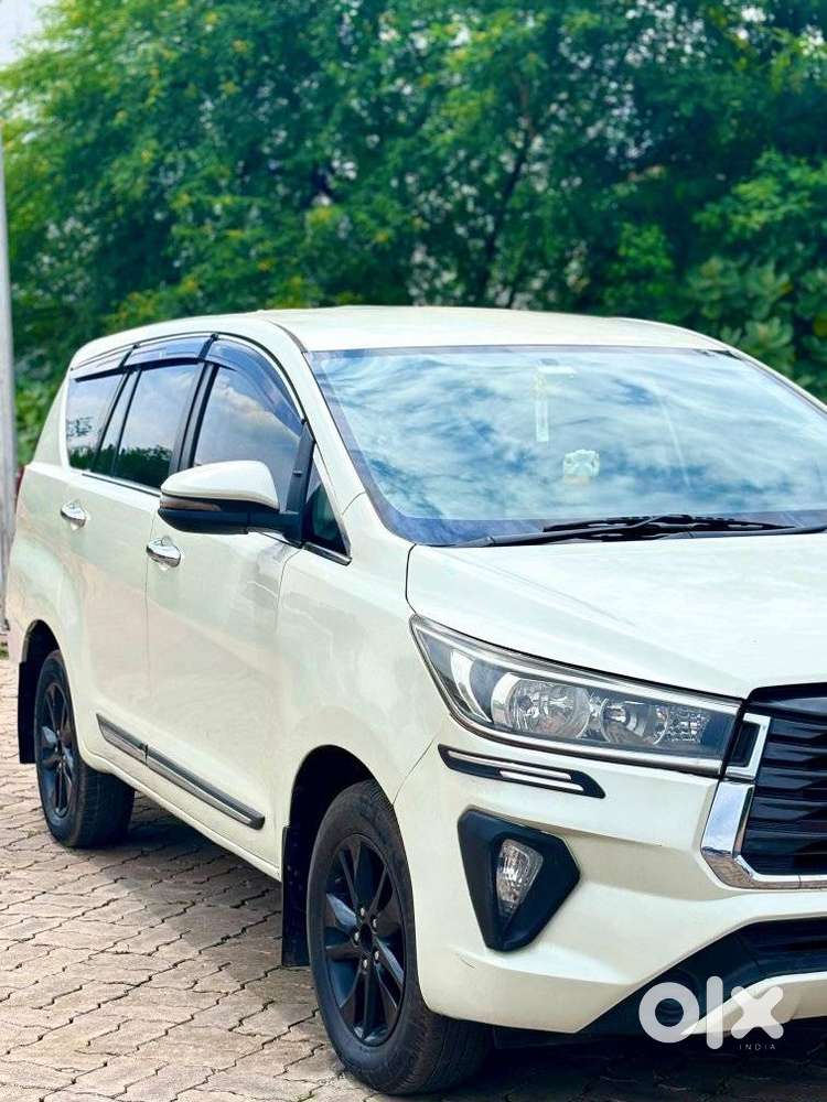 Toyota Innova Crysta 2.4 G Mt, 2018, Diesel