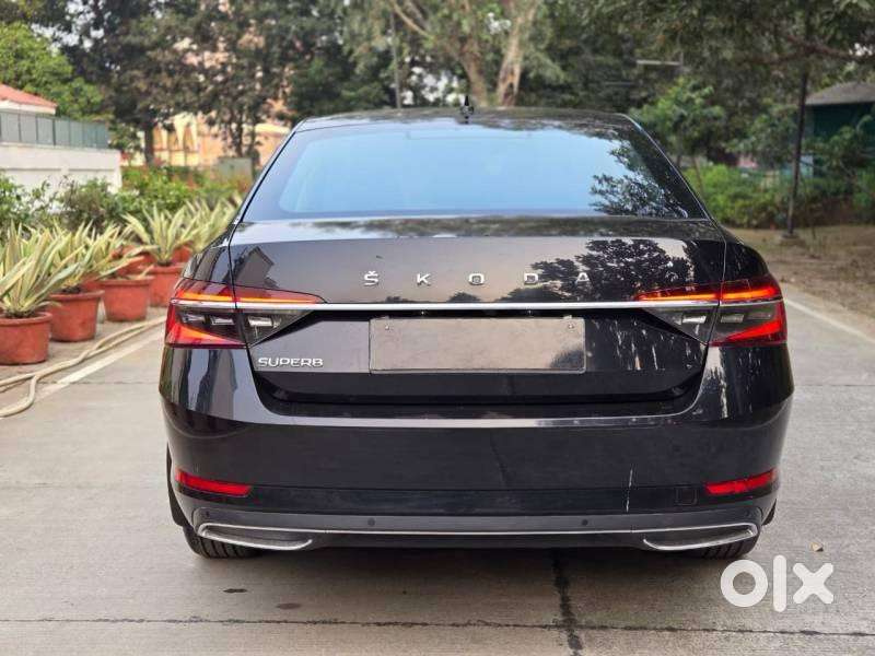 Skoda Superb 2.0 Tsi At L&k, 2020, Petrol