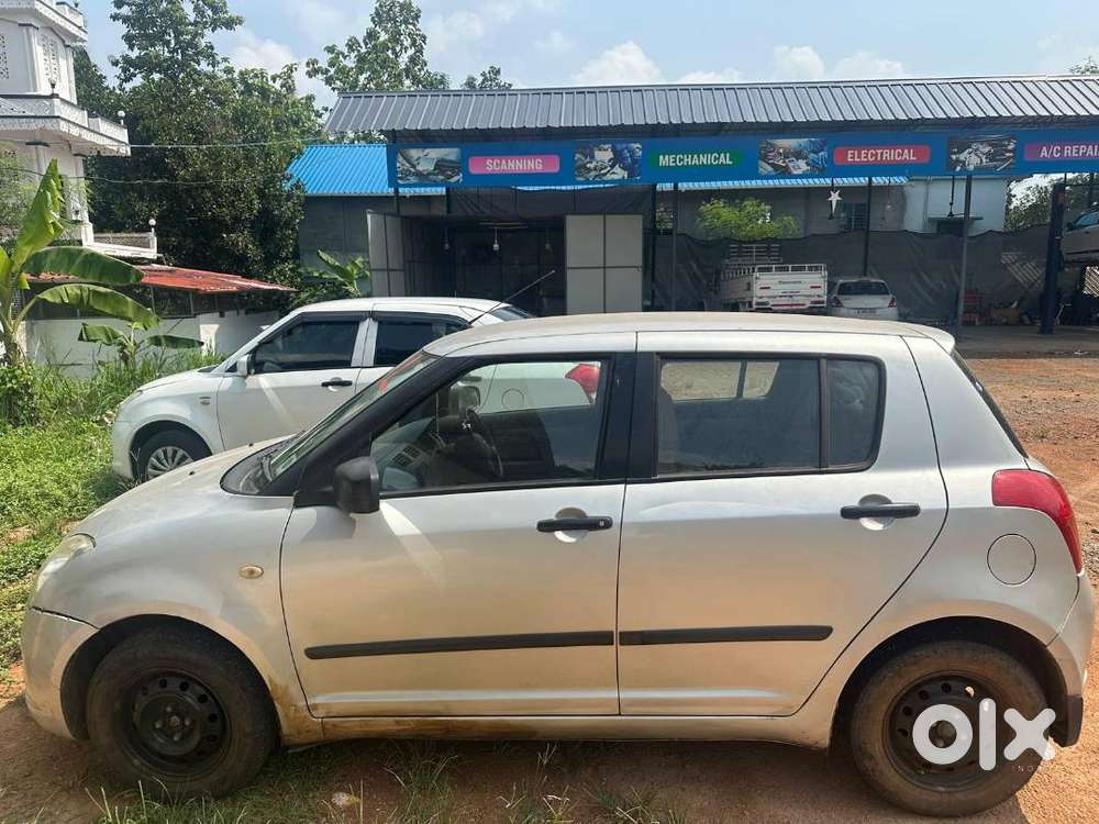 Maruti Suzuki Swift 2008 Petrol 51732 Km Driven