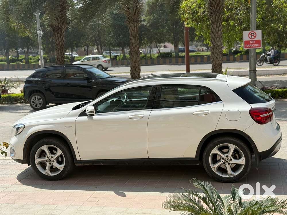 Mercedes Gla 200d 2020  51000 Km  Excellent Condition 1st Owner