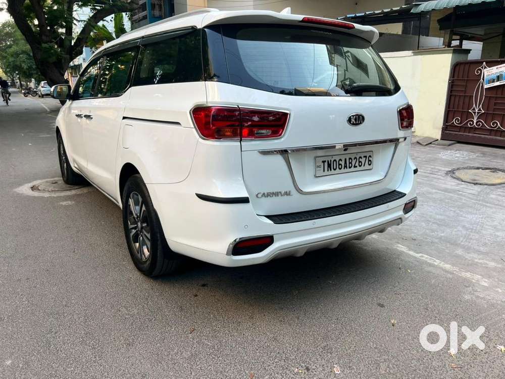 Kia Carnival 2021 Diesel Well Maintained