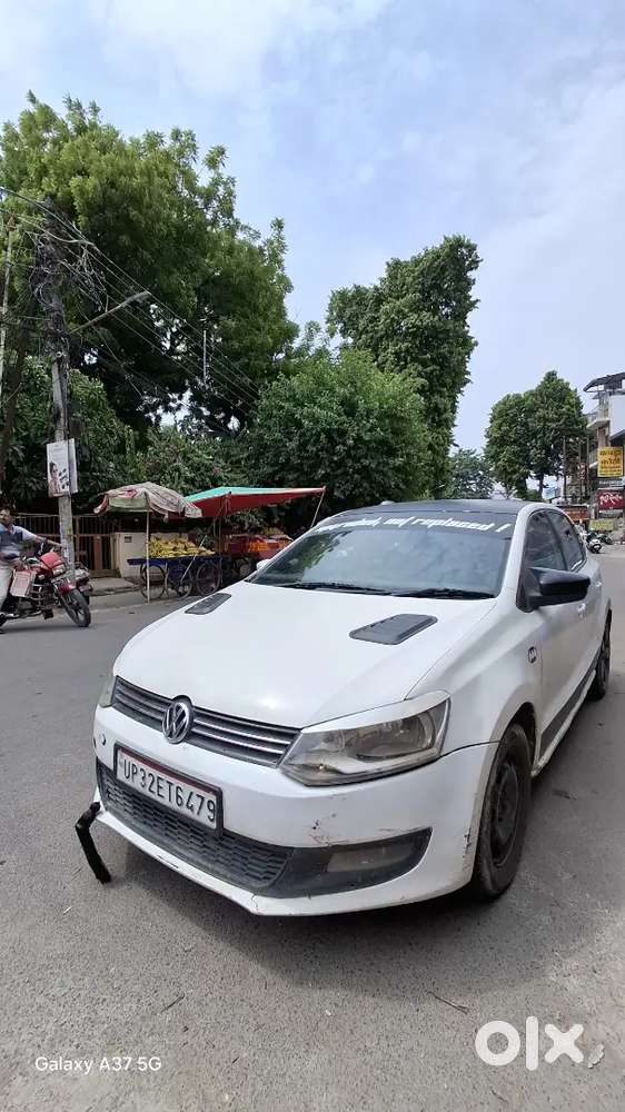 Volkswagen Polo 2013 Diesel 120000 Km Driven