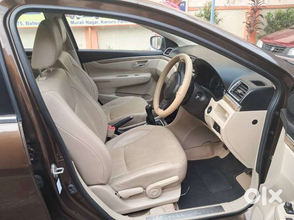 Maruti Suzuki Ciaz Alpha 1.5 Dual Tone, 2021, Petrol