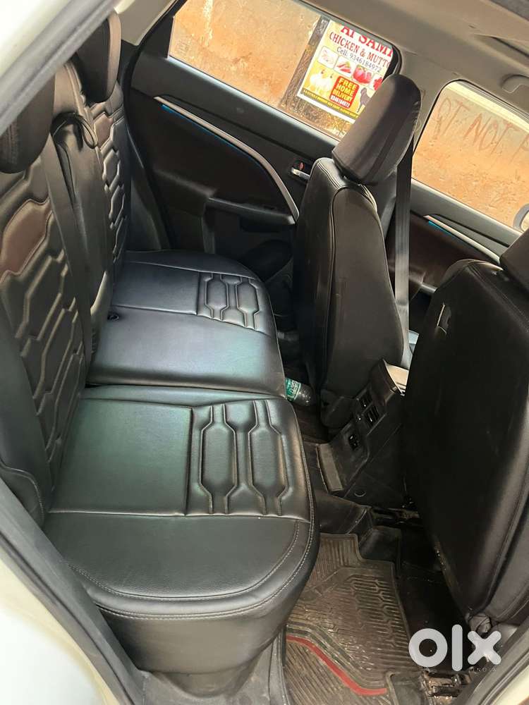 Maruti Suzuki Brezza 1.5 Zxi Smart Hybrid, 2023, Petrol