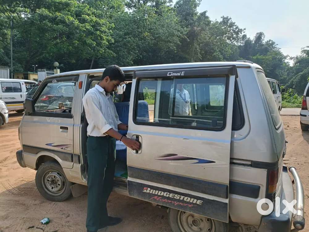 Maruti Suzuki Omni 2017 Cng & Hybrids 50000 Km Driven