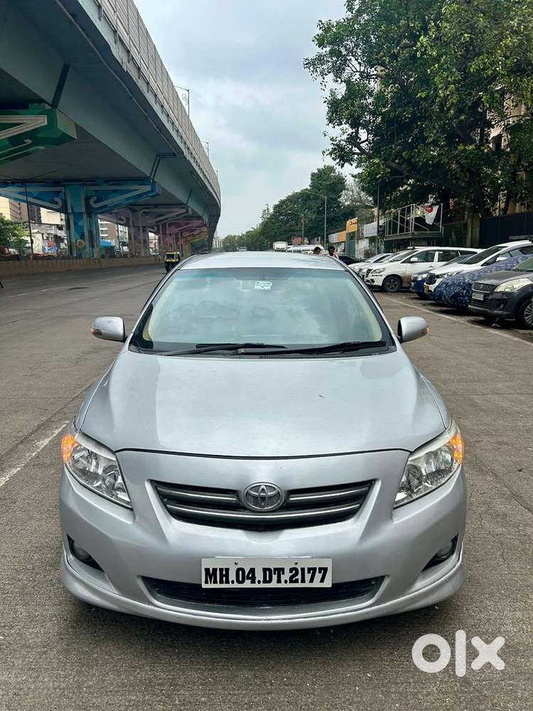 Toyota Corolla Altis 2010