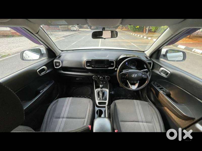 Hyundai Venue S Turbo Dct, 2019, Petrol