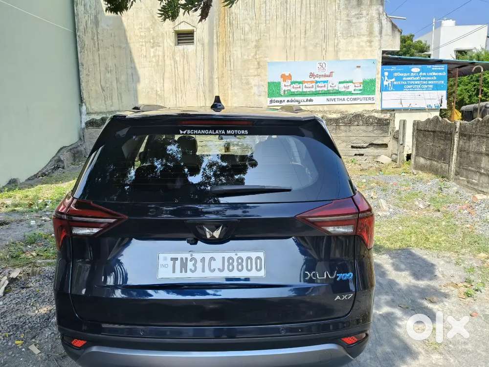 No Middle Man - Xuv 700 Ax7 Midnight Black Automatic Single Owner
