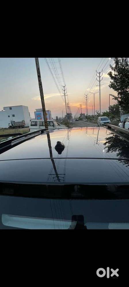 Single Hand Driven, With Sun Roof, New Tyre
