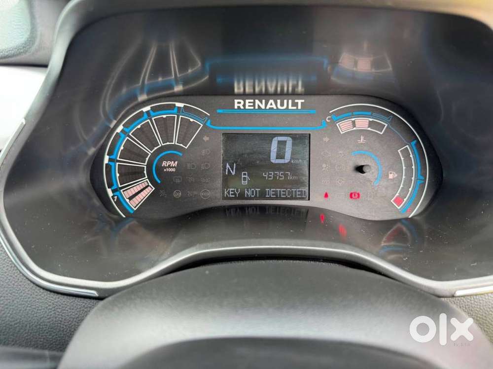 Renault Triber Rxz Easy-r Amt, 2020, Petrol