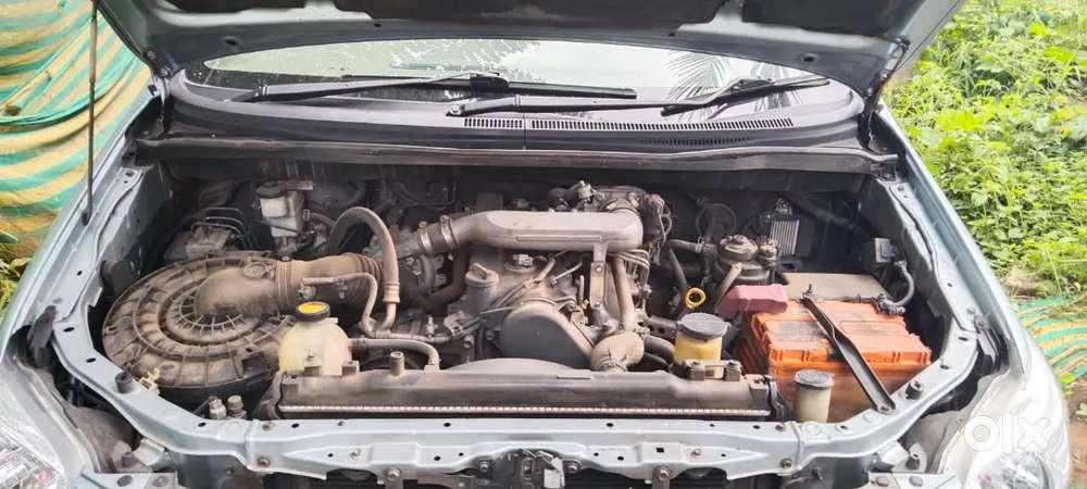 Toyota Innova 2010