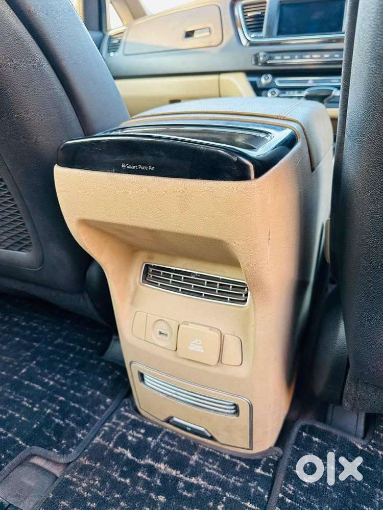 Kia Carnival Limousine, 2021, Diesel