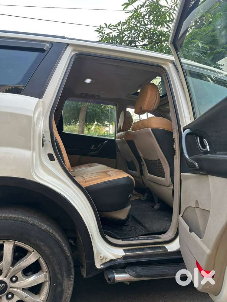 Mahindra Xuv500 2.2 W10 Sportz Edition Mt, 2016, Diesel