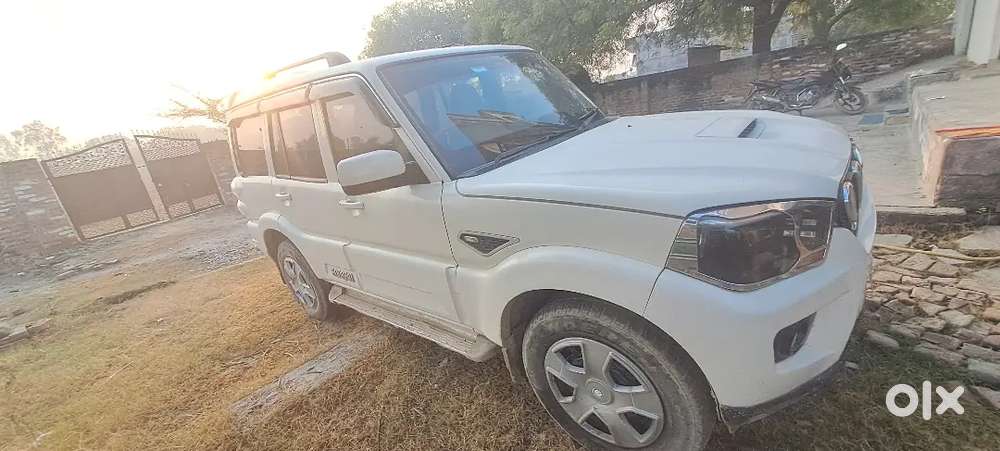 Mahindra Scorpio S5 Plus 2019