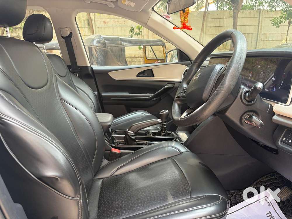 Mahindra Xuv700 2.2 Ax 5 Diesel Mt Str, 2021, Diesel