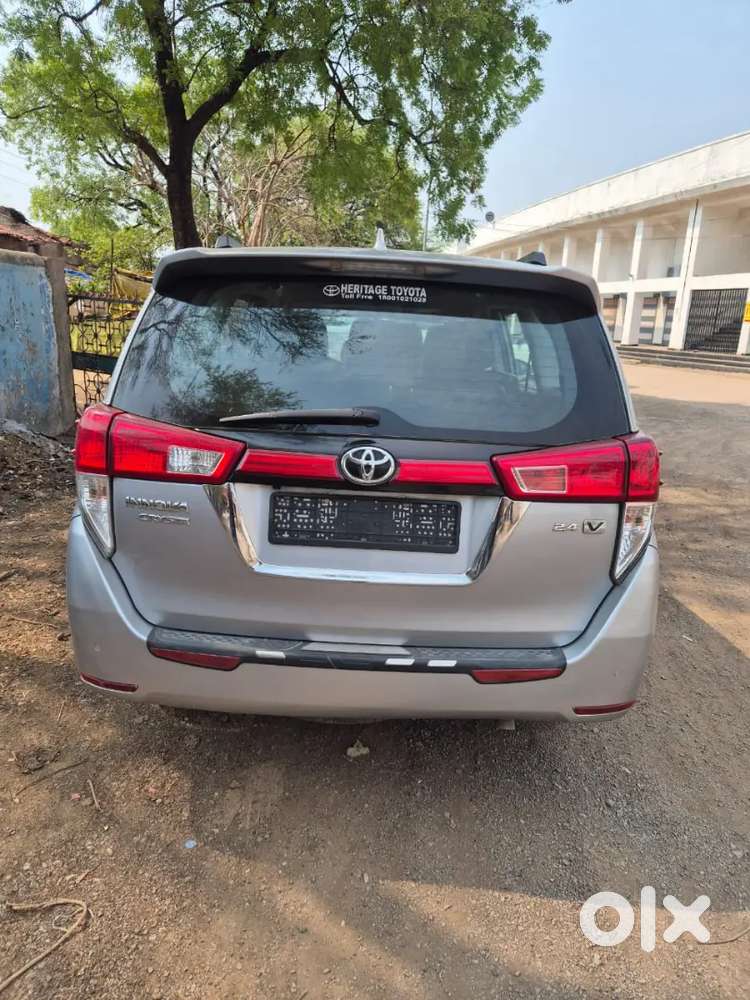 Toyota Innova Crysta 2022 Diesel 88565 Km Driven
