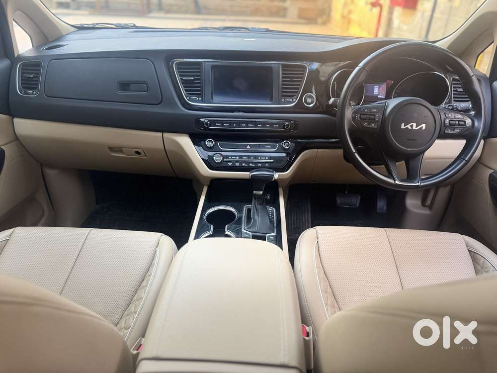 Kia Carnival Limousine Plus 7 Str, 2022, Diesel