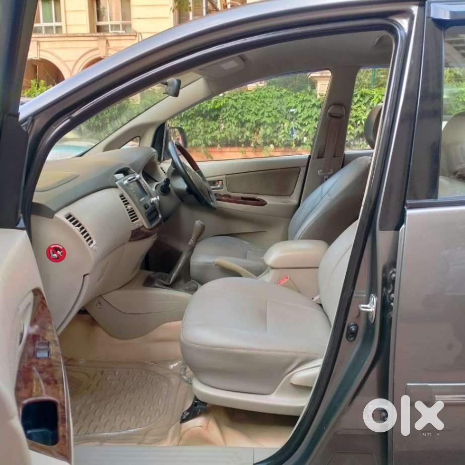 Toyota Innova 2.5 Vx 7 Seater Bs Iv, 2013, Diesel