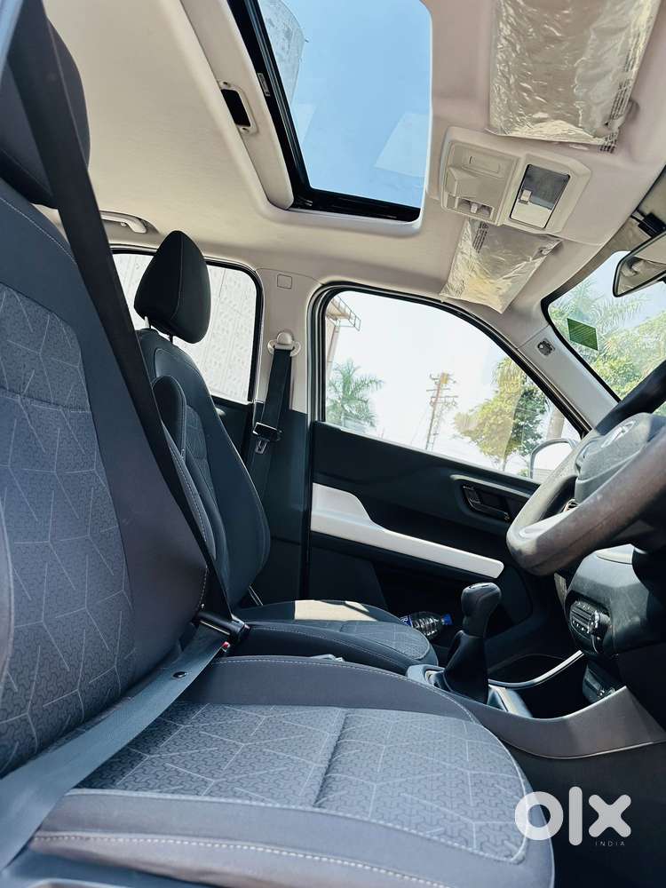 Tata Punch Accomplished Dazzle Sunroof Cng, 2023, Cng & Hybrids