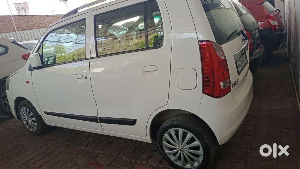 Maruti Suzuki Wagon R Vxi, 2013