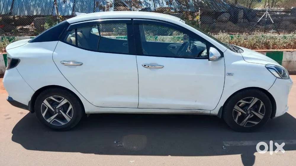 2022 Diesel Amt , Topend, Push Start, Auto Ac, Alloy Wheels